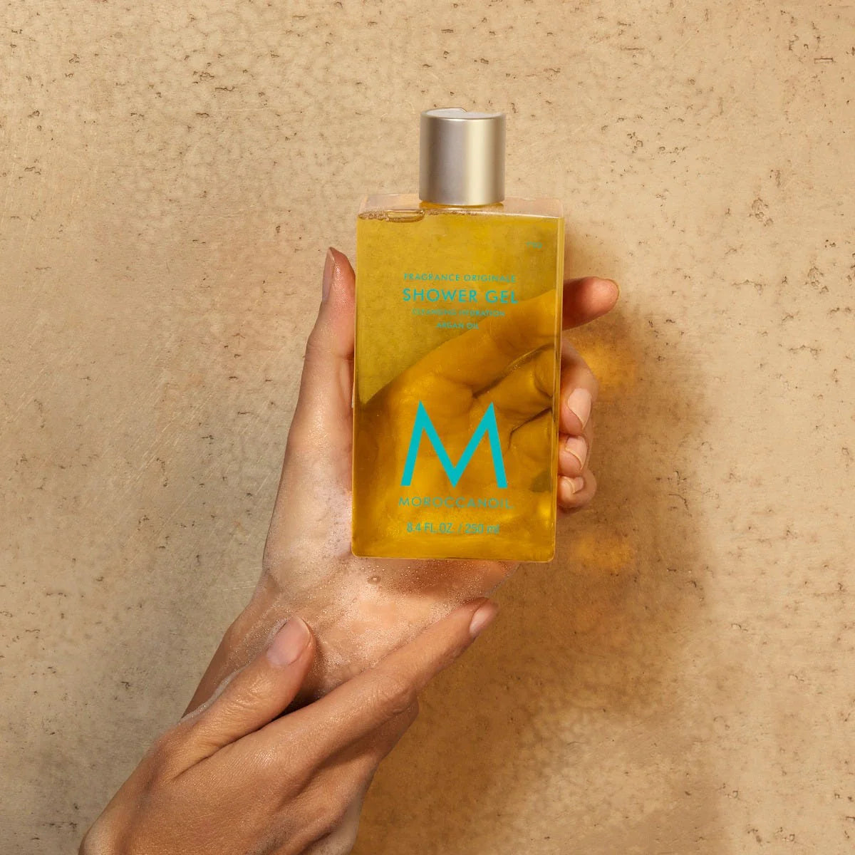 MoroccanOil - Shower Gel Fragrance Originale Fragrance Notes: Amber, magnolia, woods.