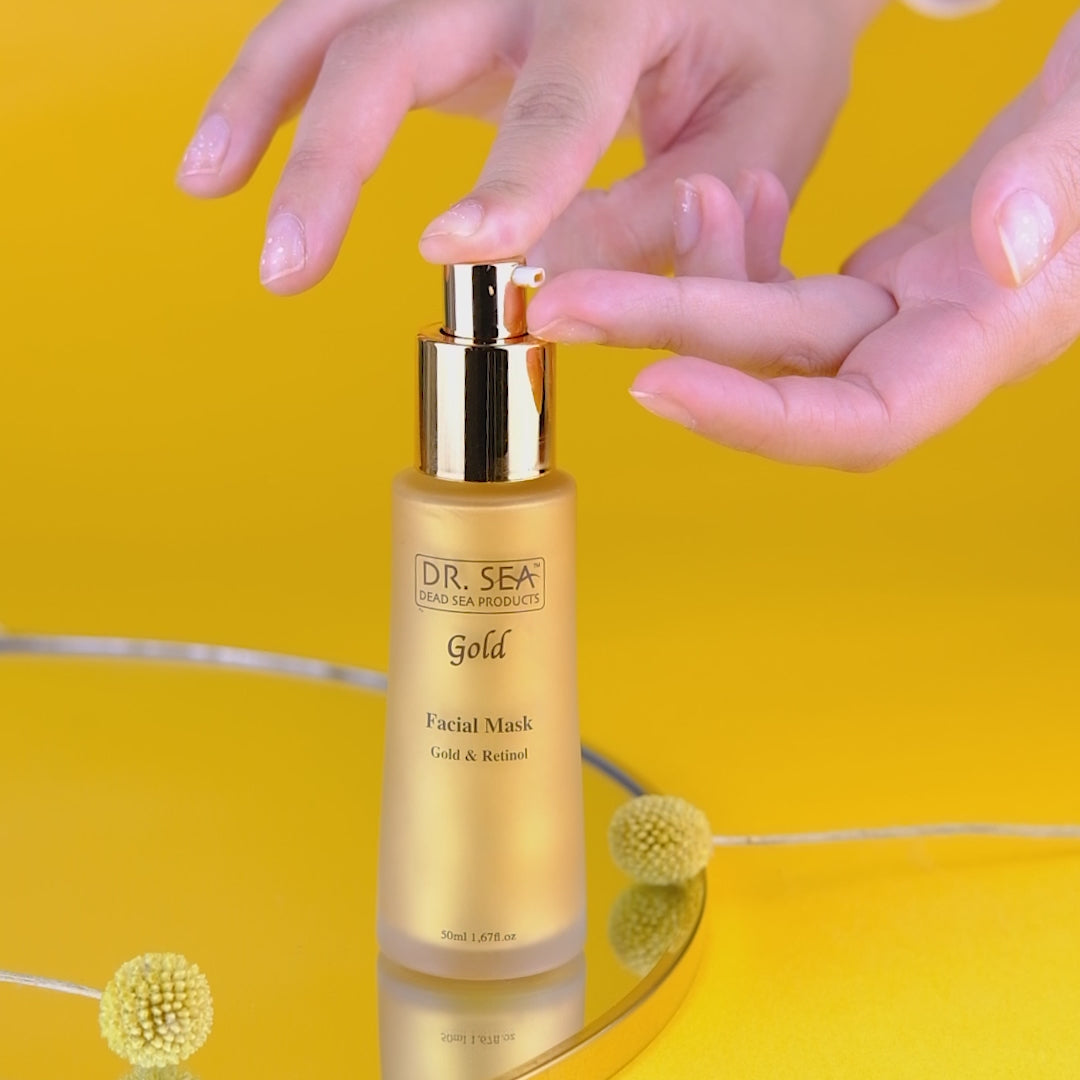 Load video: Gift GOLD Box - 24 HR Daily Skin Care Set